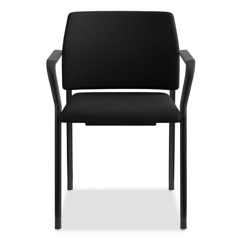 Silla para invitados serie Accommodate con brazos fijos, 23.25" x 22.25" x 32", asiento negro, respaldo negro, base color negro carbón, 2 por caja